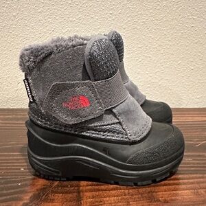 The North Face Waterproof Snow Boots Size: 6C